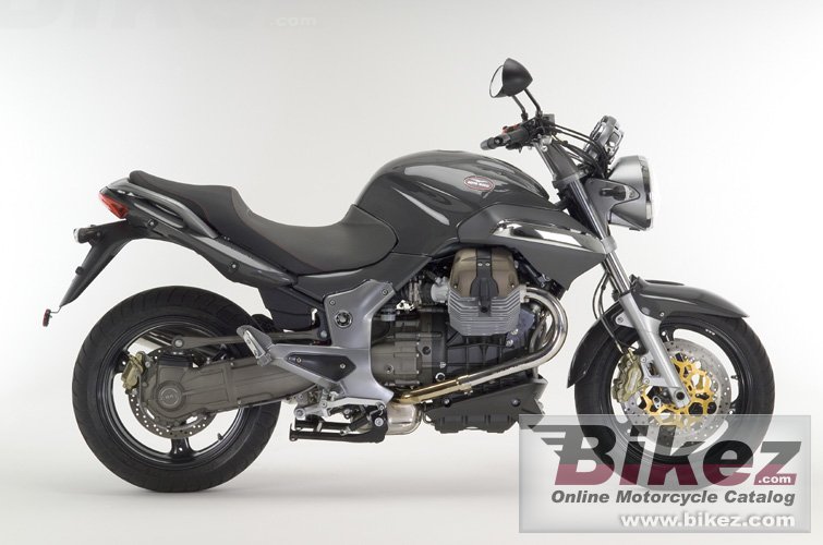 Big Moto Guzzi breva 1100 picture and wallpaper from Bikez.com